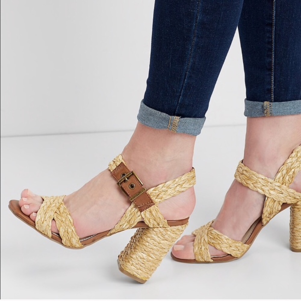 Straw Sandal Heel 7.5